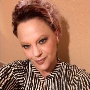 Meet your Posher, Jamy